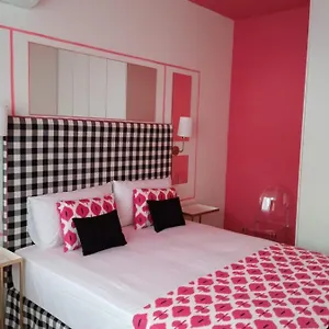 https://apartamentos-ritual-torremolinos.1costadelsol.com